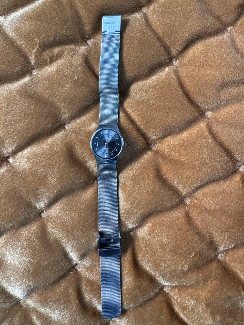 Skagen Denmark Titanium 233XSTTM Mesh Watch – Good Condition - Picture 6 of 9